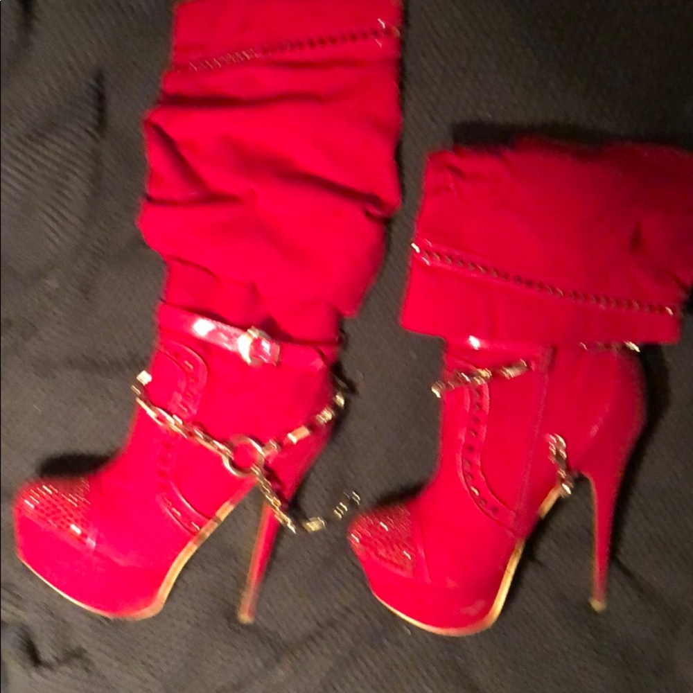 Red velvet chic boots with gold chains and accents
